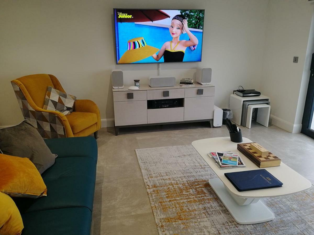 Portrush Luxury Apartment, Currangate Екстериор снимка